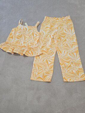 🌞🌼 Max Studio Kids Floral Girls Two-Piece Summer Outfit (NWT) - 7-8YRS🌼🌞